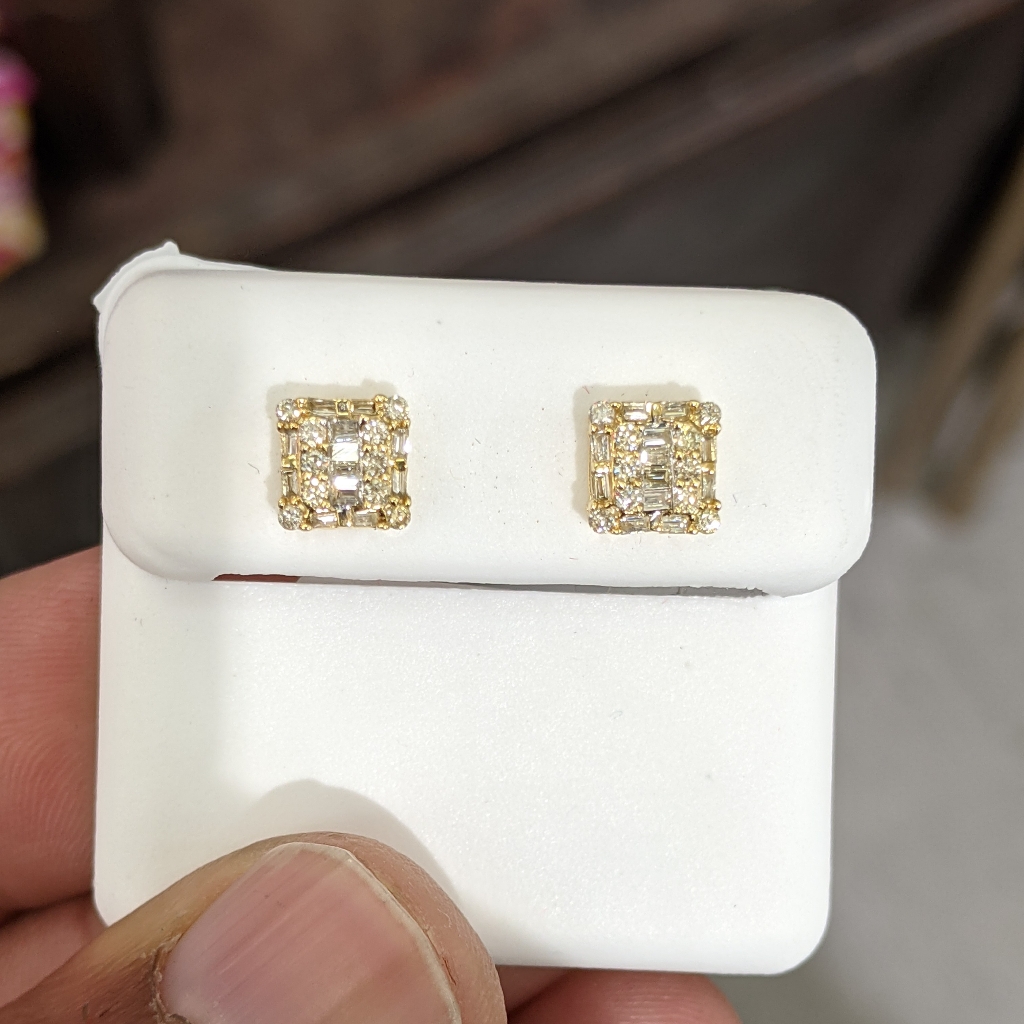 10kt Real Diamond Small Square Stud Earring 799$